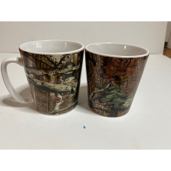 Set of 2 Realtree Camo Mossy Oak Coffee Mugs, Hunting Theme, Rustic Cabin Decor - Picture 1 of 4